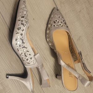 Elegant Silver Heels With Rhinestones Size 8.5